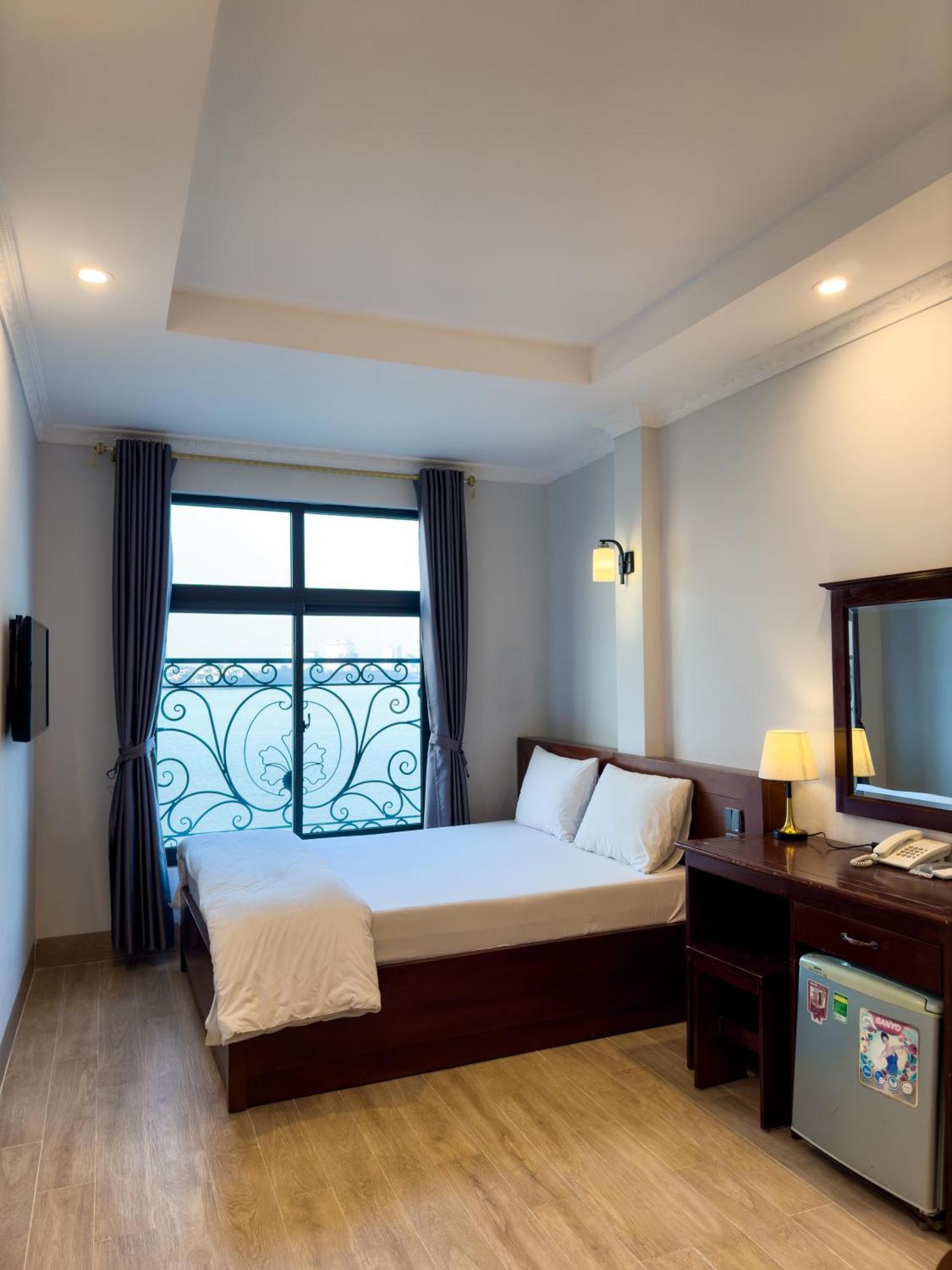 Ven Ho Hotel Hanoi Buitenkant foto