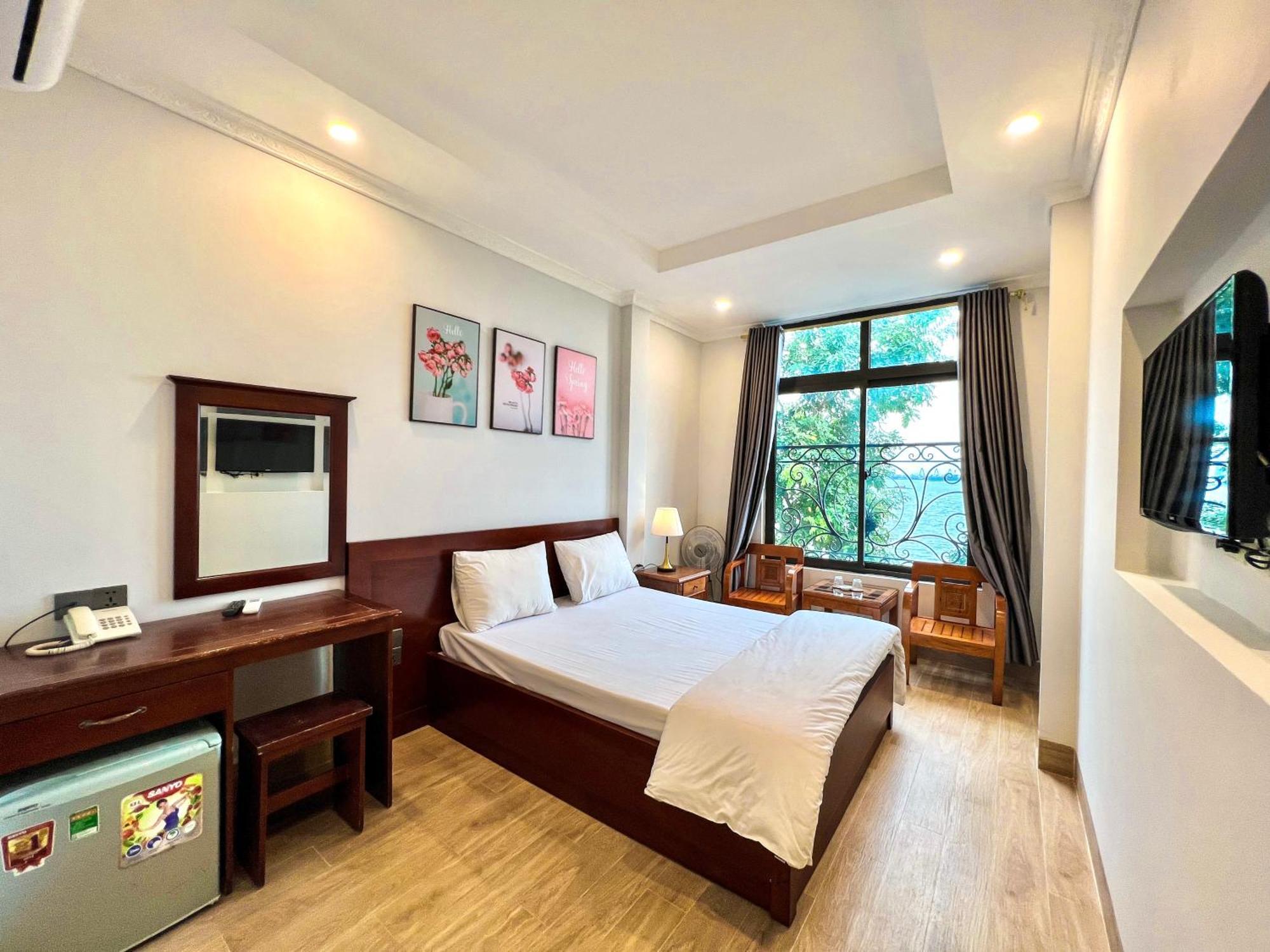 Ven Ho Hotel Hanoi Buitenkant foto