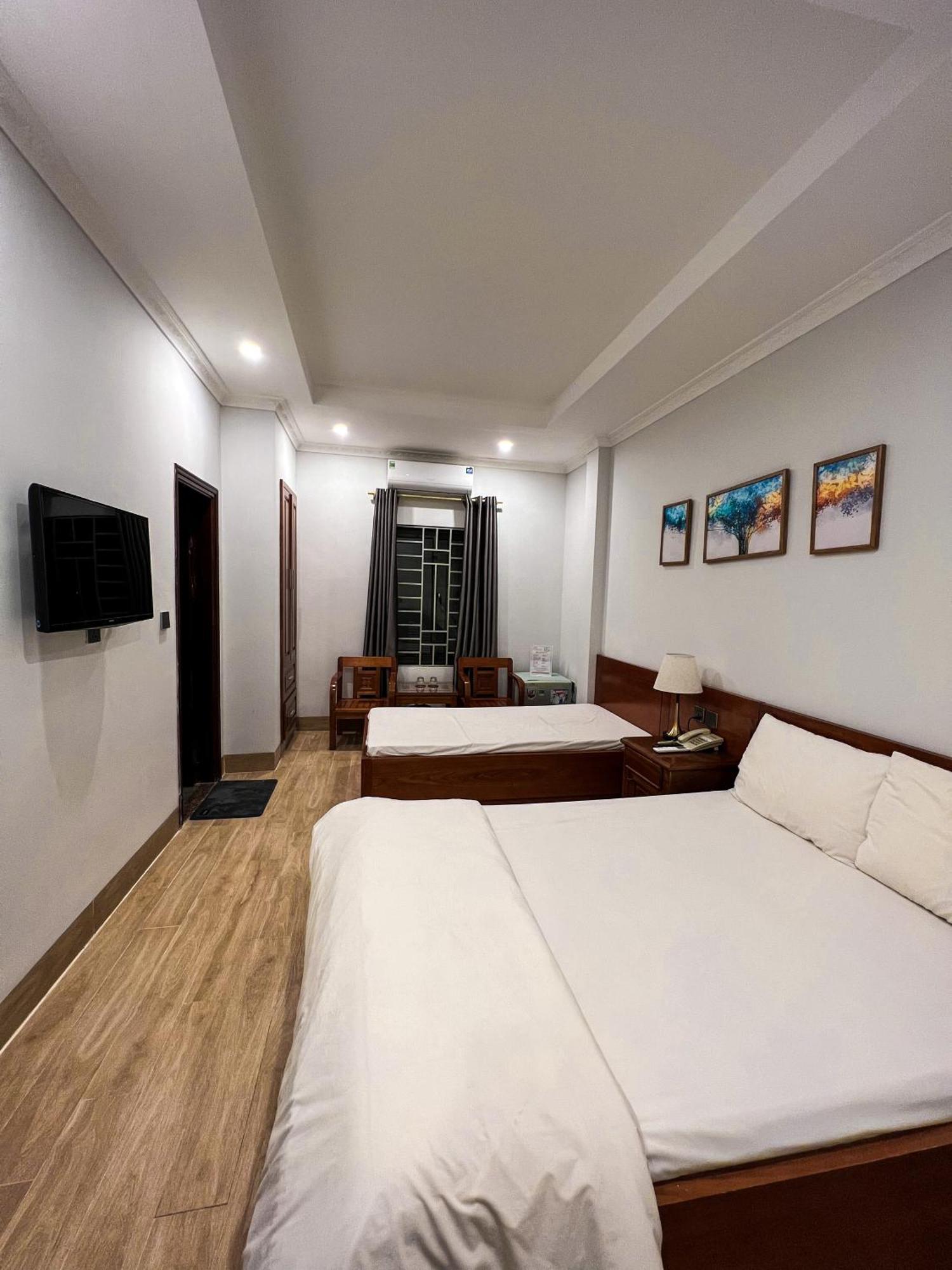 Ven Ho Hotel Hanoi Buitenkant foto
